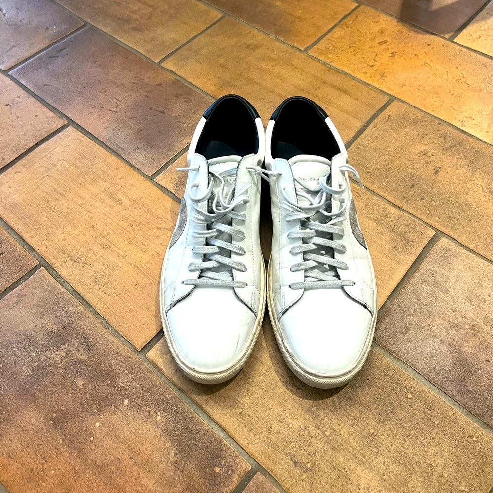 Oliver Cabell Men’s sneakers(low 1 Tigger in white)
